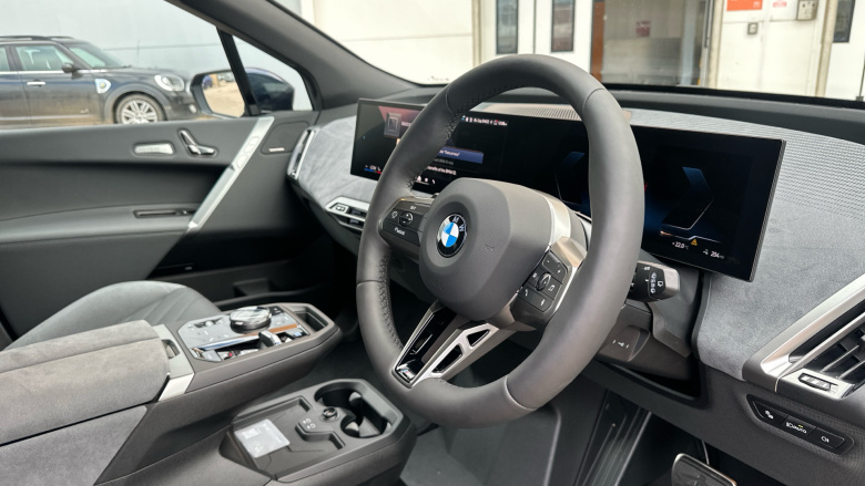 BMW iX 300kW xDrive45 Sport 101kWh 5dr Auto Electric Estate